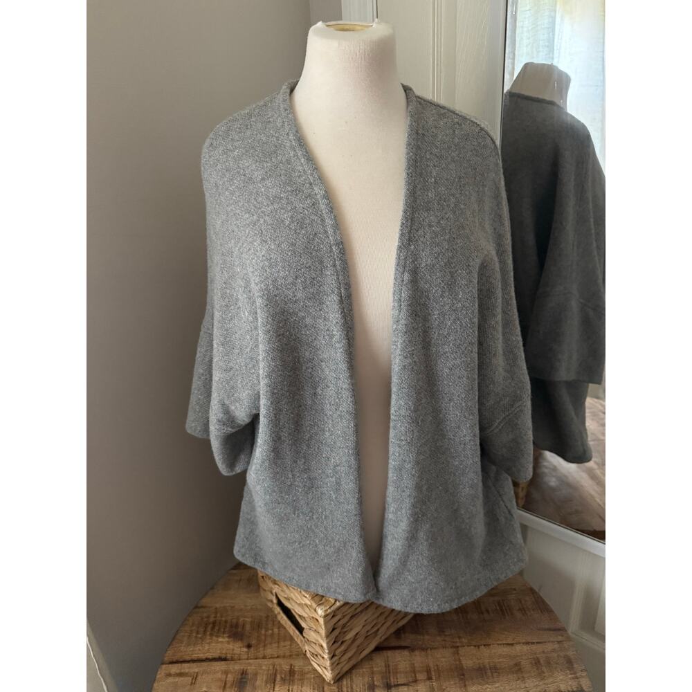 Elizabeth Suzann OSM gray wool open front cardigan shawl